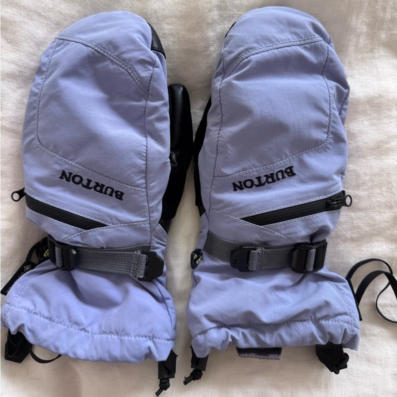 Women's Gore-Tex Mitten - Picture 1 of 3